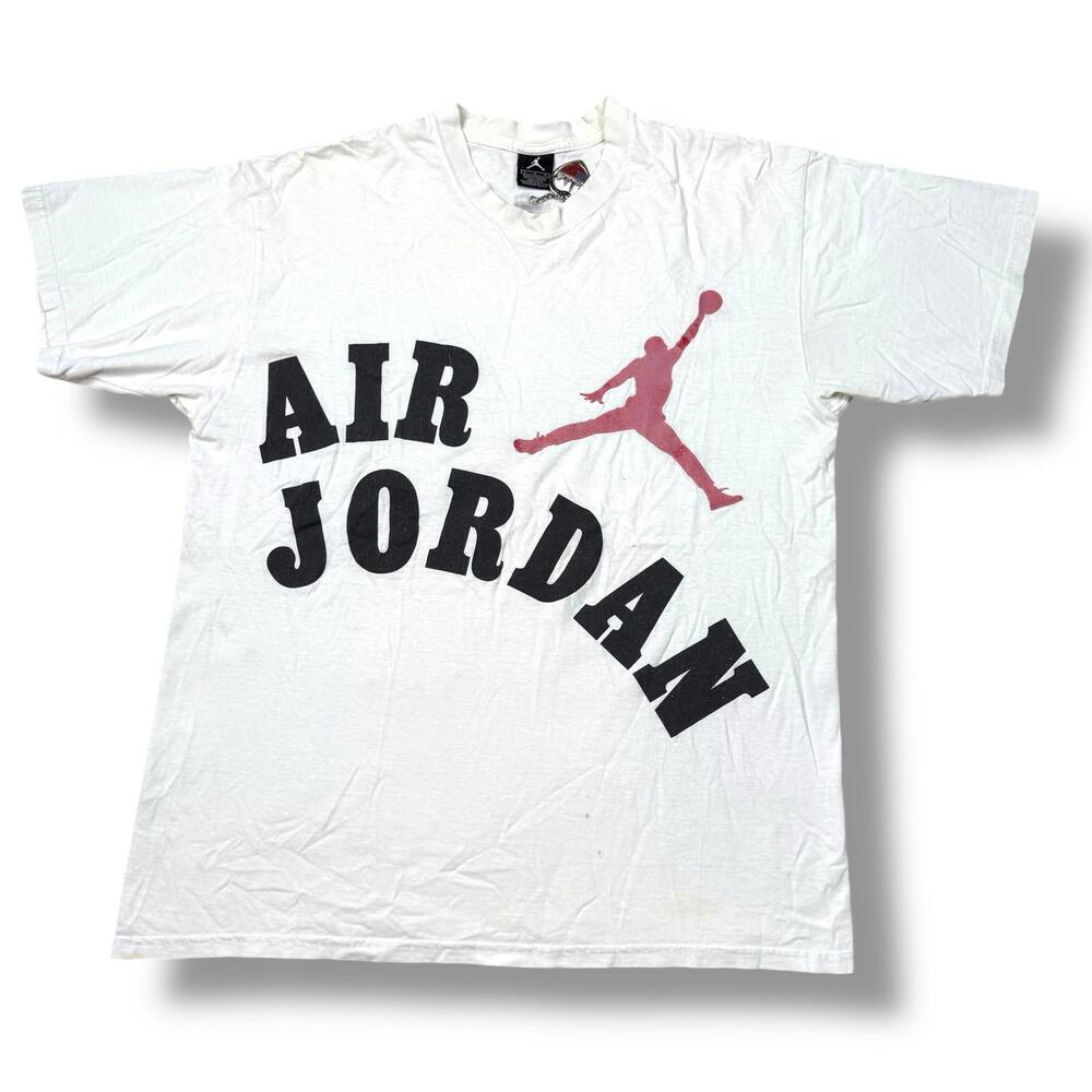 Air Jordan White T-Shirt Red Jumpman Logo Size L Vintage Style Tee Faded Y2K 00s